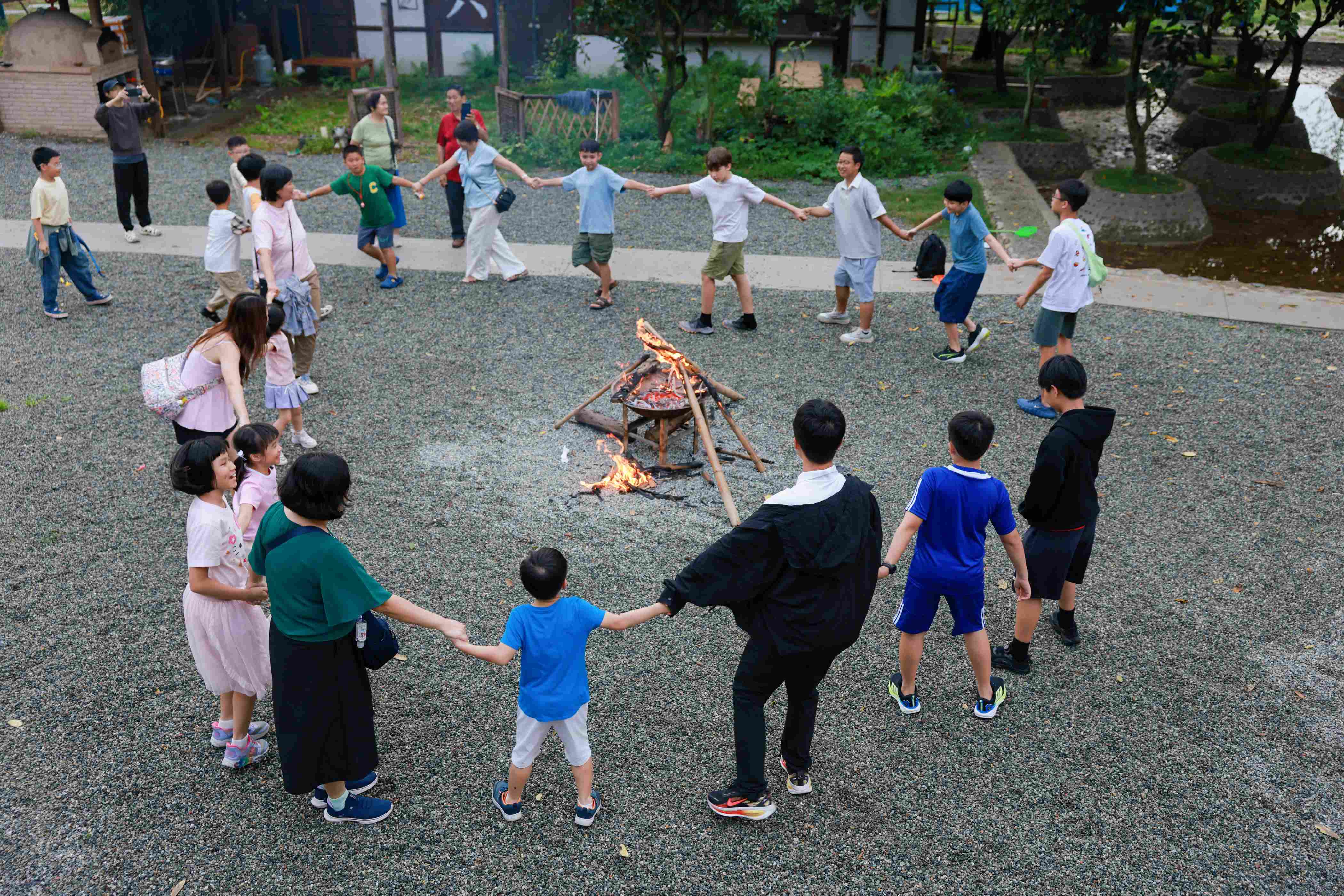 Chengdu Family Mandarin Immersion Camp scenic background